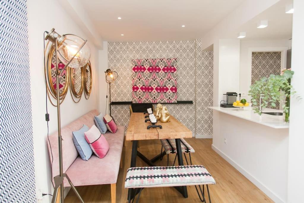 Modern & Nice Apartment. Old Town. Private Parking Séville Extérieur photo