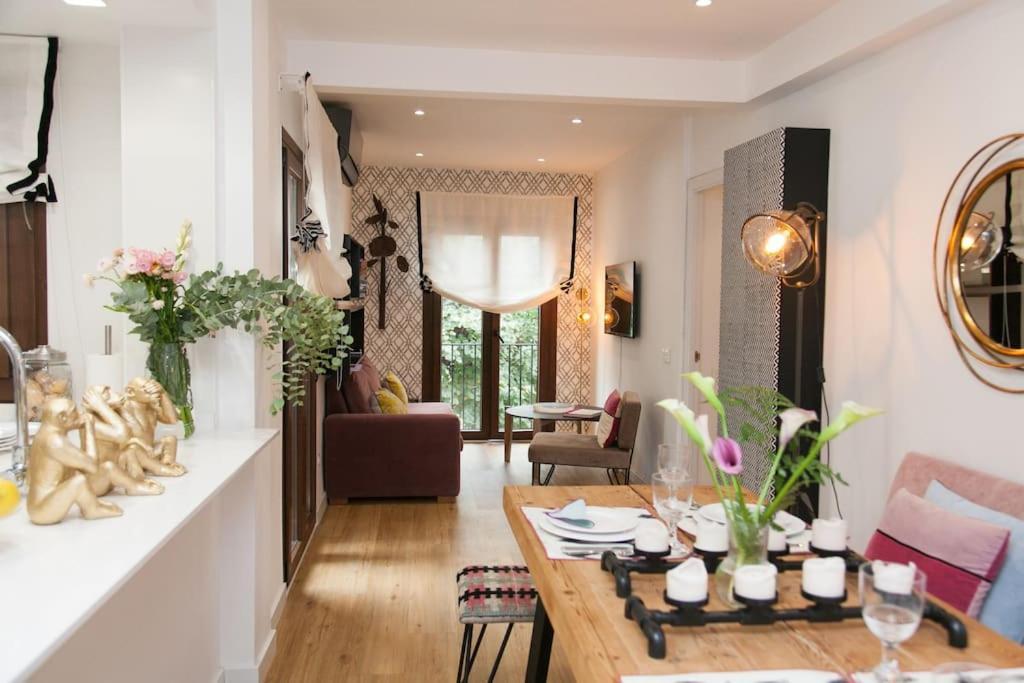 Modern & Nice Apartment. Old Town. Private Parking Séville Extérieur photo