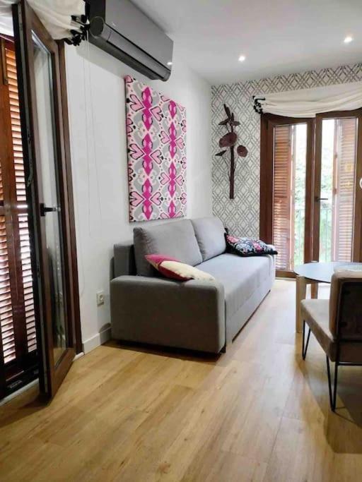 Modern & Nice Apartment. Old Town. Private Parking Séville Extérieur photo