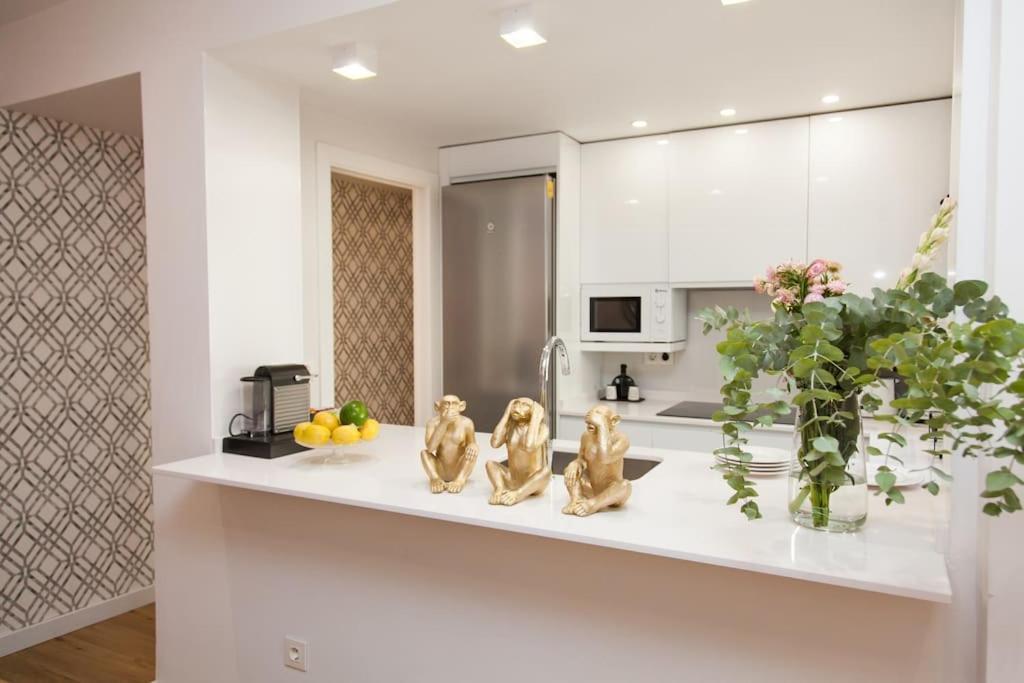 Modern & Nice Apartment. Old Town. Private Parking Séville Extérieur photo